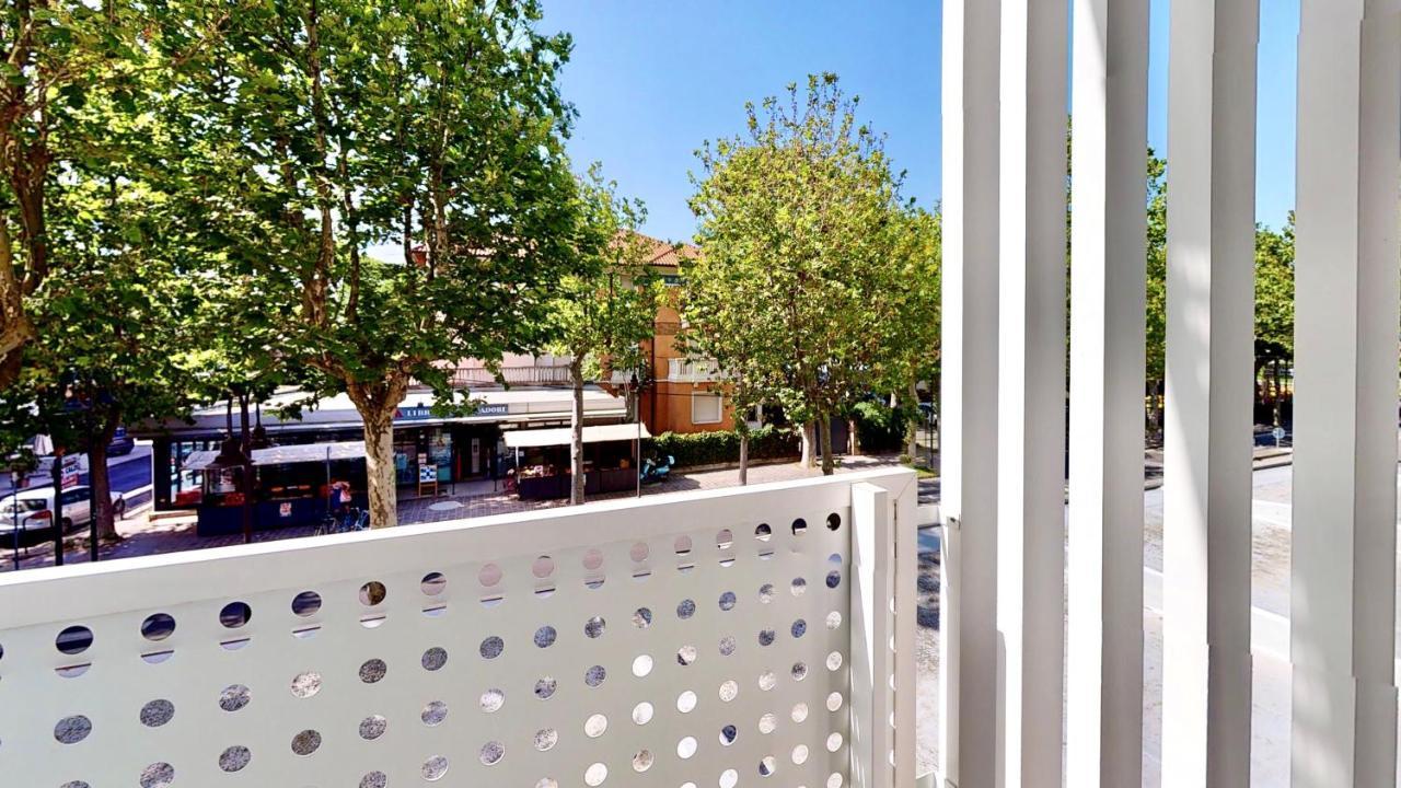 Hotel Excelsior Cervia Exterior photo