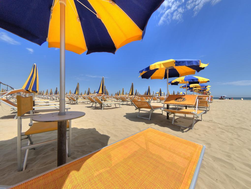 Hotel Excelsior Cervia Exterior photo
